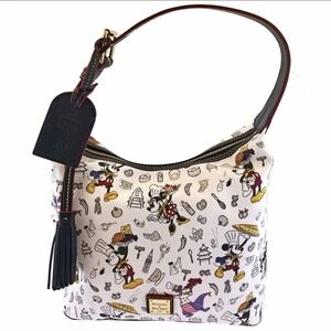 Disney Dooney and Bourke Paige Sac - 2018 Epcot Food and Wine Festival